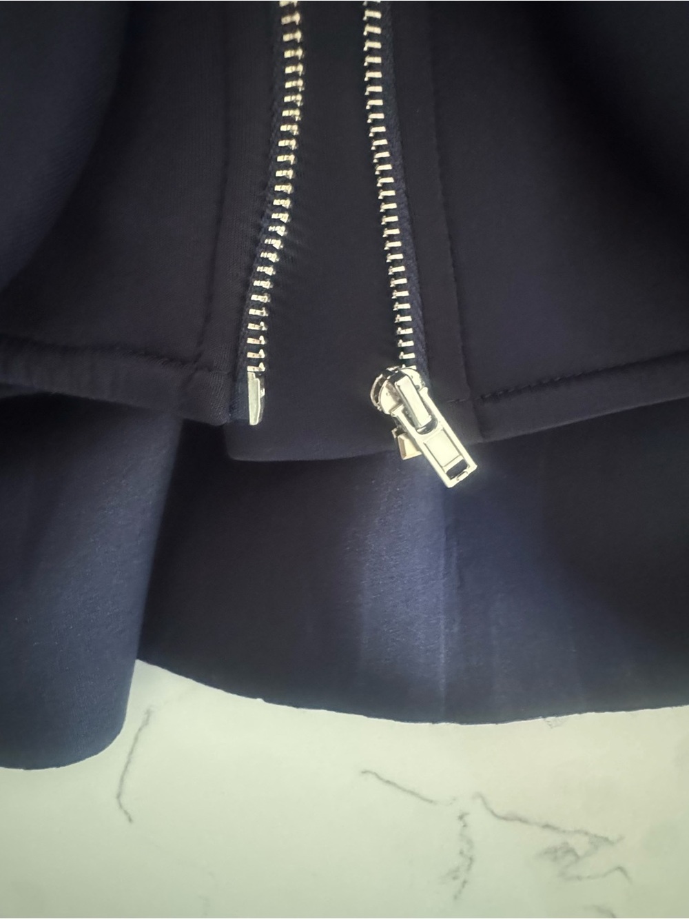 NWT Cloud Ten Navy Satin Ruffle Strapless Tube Crop Top Women’s S $48 - Picture 7 of 10